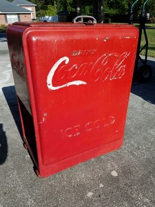 coke ice box