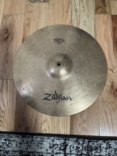 Zildjian ZBT 18" Crash/Ride Cymbal - Afbeelding 1 van 1
