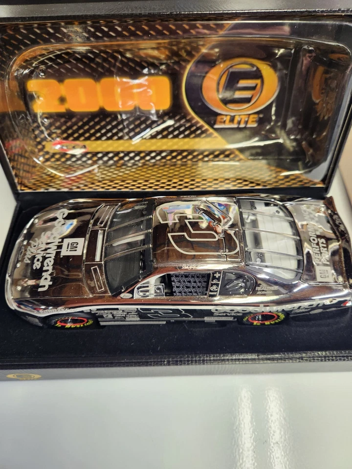 Chevrolet MC Elite 2000 cromo 75ª victoria Dale Earnhardt #3 GM Goodwrench Atlanta Foto 2 de 4