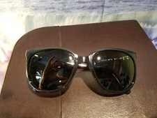 Hoven Skinny Legs BLACK GLOSS / Black Lens Sunglasses