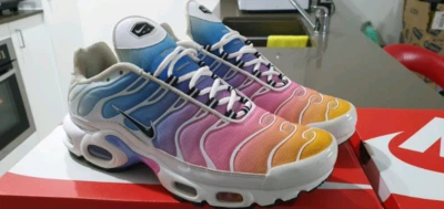 rainbow tns nike