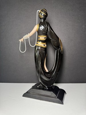 Franklin Mint - House of Erte - Pearls & Emeralds - Figurine