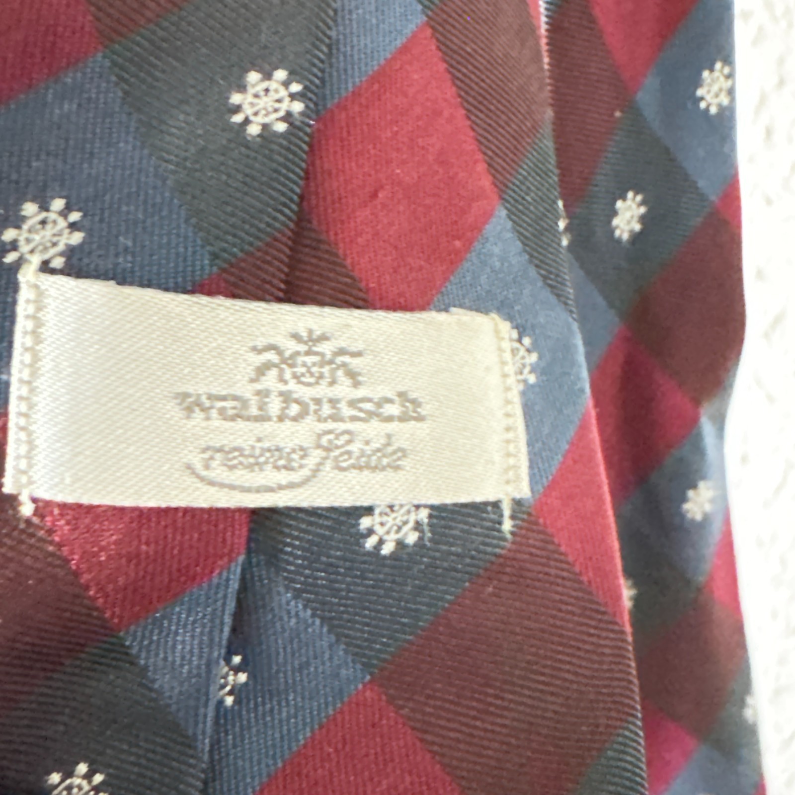 Walbusch Pure Silk Checkered Tie with Snowflake Detail image 7
