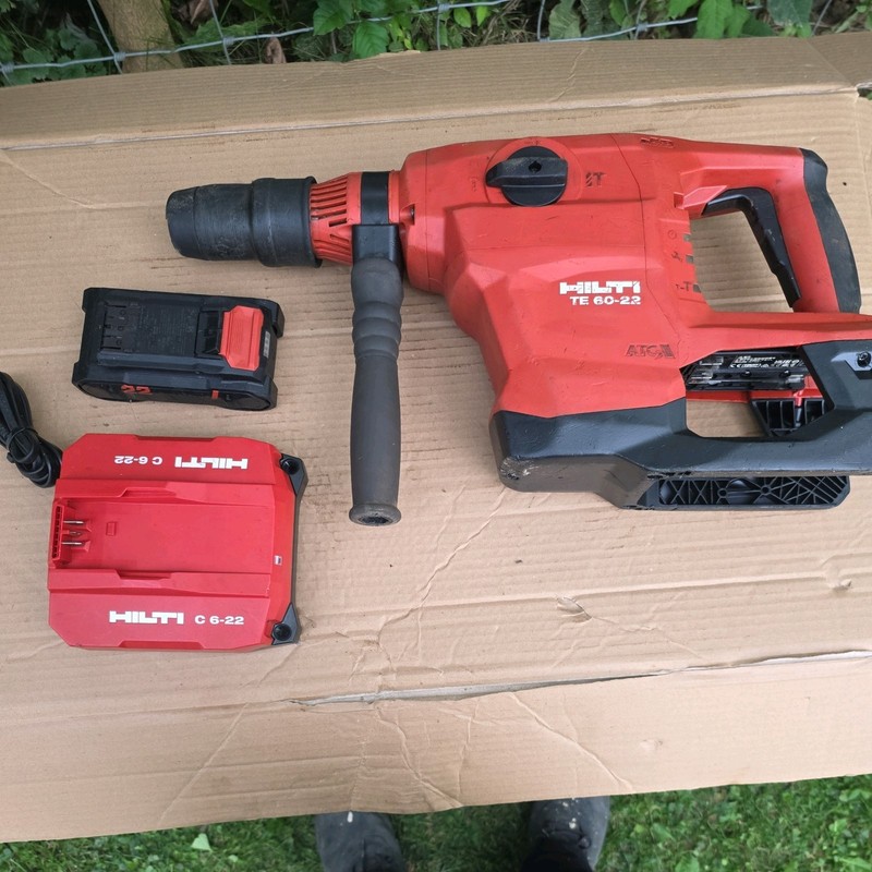 Hilti TE 60-22 Nuron ATC & AVR Cordless Rotary Hammer Drill 1-5/8"/ B 22