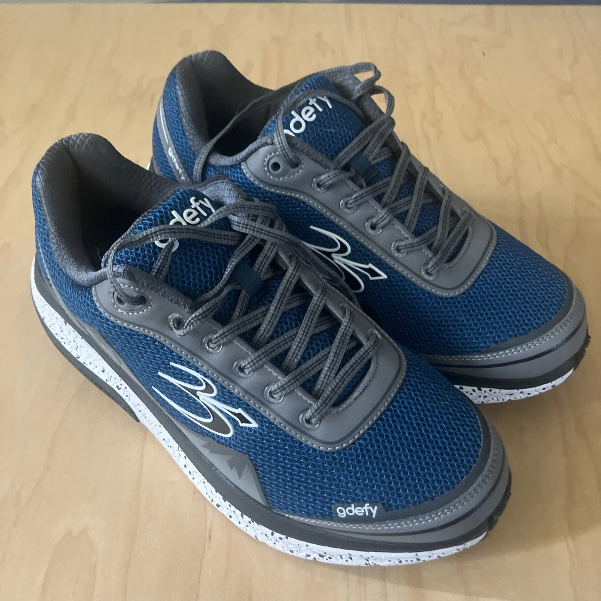 Gravity Defyer Sneakers for Men for Sale | Shop Men display picture 2