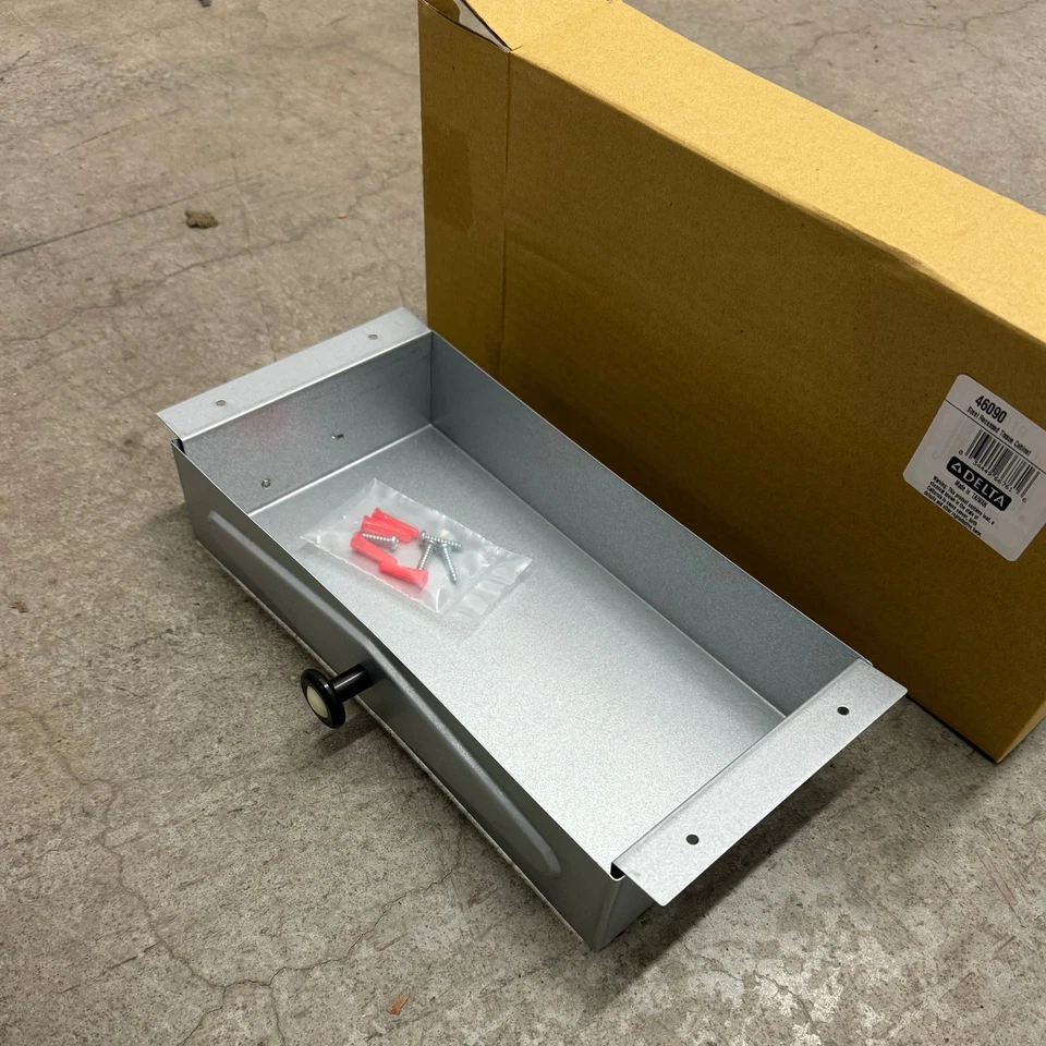 Dispensador de gabinete de tocador empotrado de acero comercial Delta 46090 Foto 2 de 2