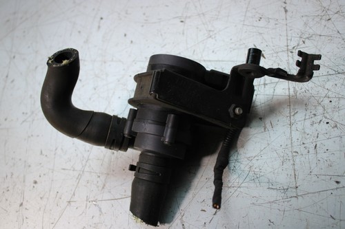 VW Passat 3C Wassermotor Umwälzpumpe Wasserpumpe 1K0121093AD 1J0973702