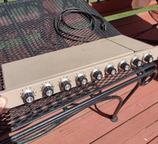 Stromberg Carlson SCP-1005 Mic Microphone Phono Mixing Preamplifier 19" Rack