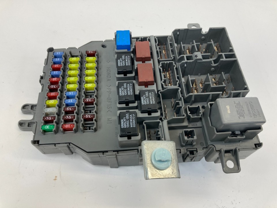 06 07 Honda Accord 3.0L 24V Engine Fuse Box Relay Junction Block