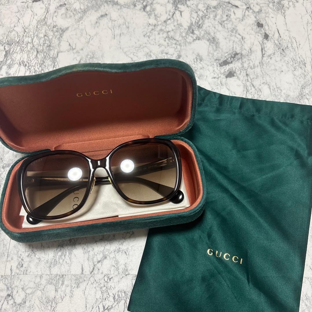 Gucci Sunglasses Tortoiseshell Pattern Bee Series… - image 1