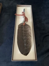 Two's Company Elegant Feather Ballpoint Pen In Gift Box - New! Blue Ink