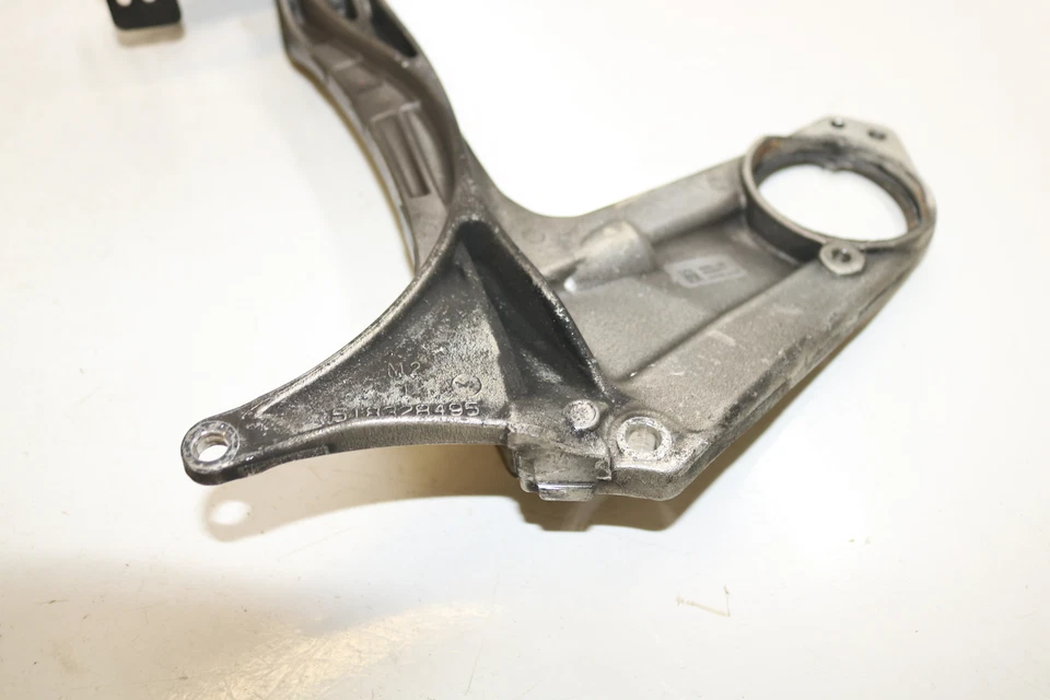 Ski-doo Mxz X 600 Etec Gen 4 2019 128" embrague secundario soporte de marco de torre Foto 2 de 4