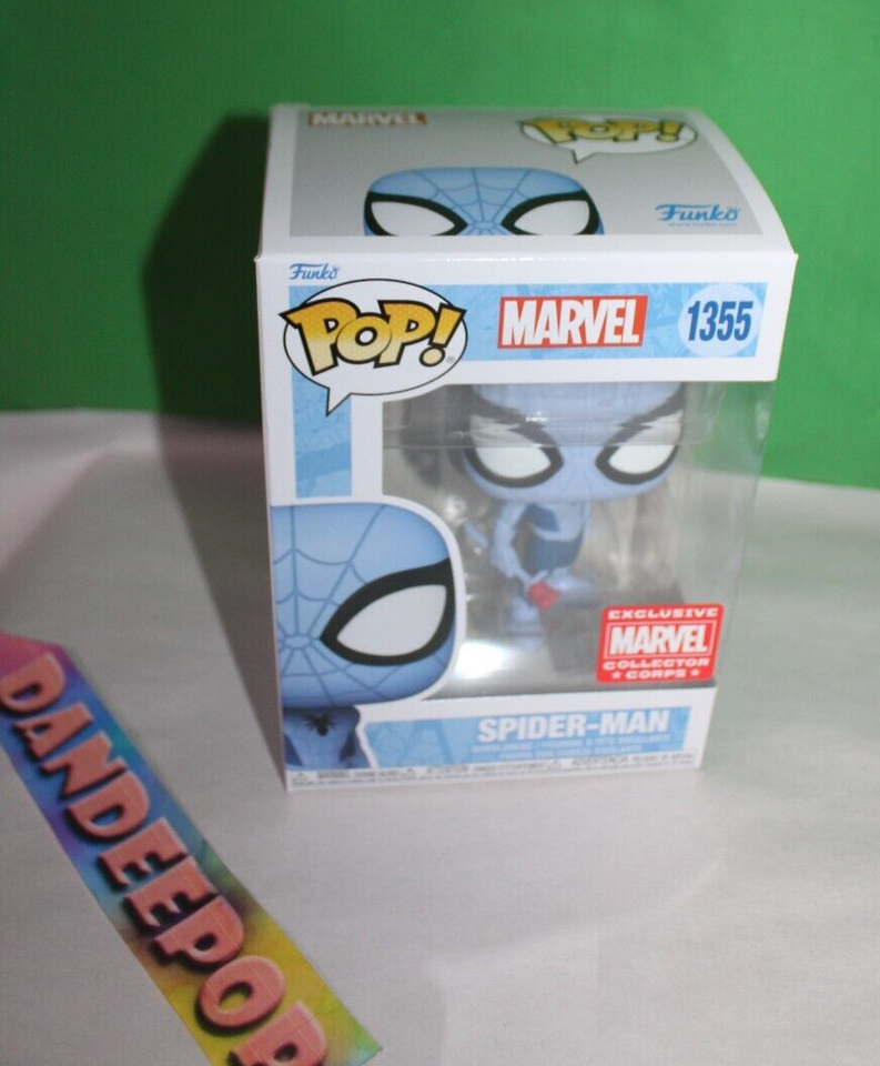Funko Pop! Marvel: Black Widow #619 Marvel Collector Corps Exclusive Box Conditie 7 5 10