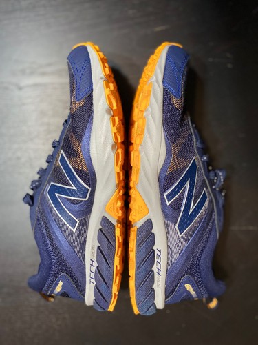 new balance running shoes size 9