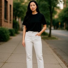 Democracy Women's White AB Solution Frayed Hem Ankle Straight Leg Jeans