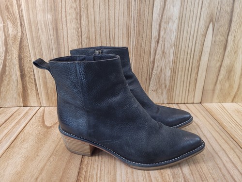Cole Haan Boot BootiesPebbled Leather Ankle Zipper Heeled  7 B