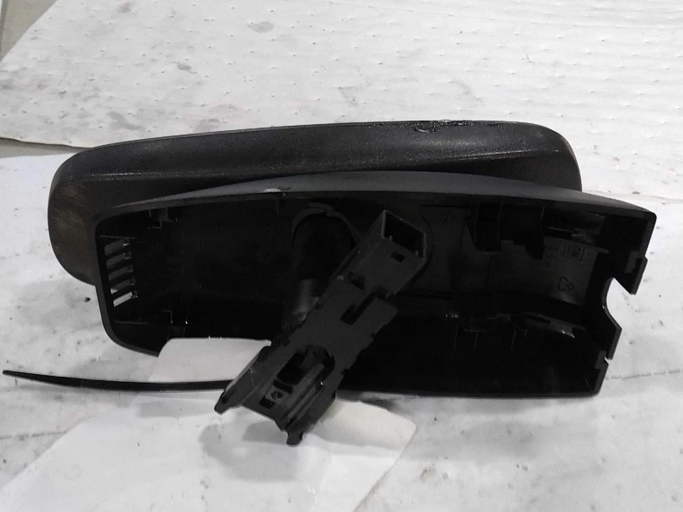 2019 GMC Terrain OEM White Interior Rear View Mirror - Used, 218K Miles - Image 2 of 3