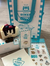 Jellycat Cremble Cheesecake Diner Amuseable FAO NYC Exclusive Set Pin Sticker