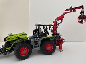 LEGO TECHNIC: CLAAS XERION 5000 TRAC VC (42054 6136832)... 100% Complete, no box