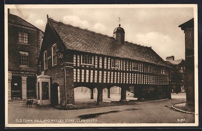 Llanidloes, Old Town Hall and Wesley Stone, Ansichtskarte 