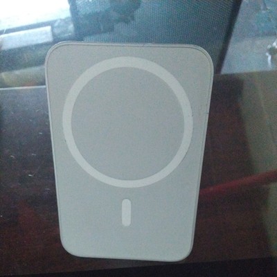Belkin P-WIC002 PRO Car Vent Mount with MagSafe for iPhone - White USED