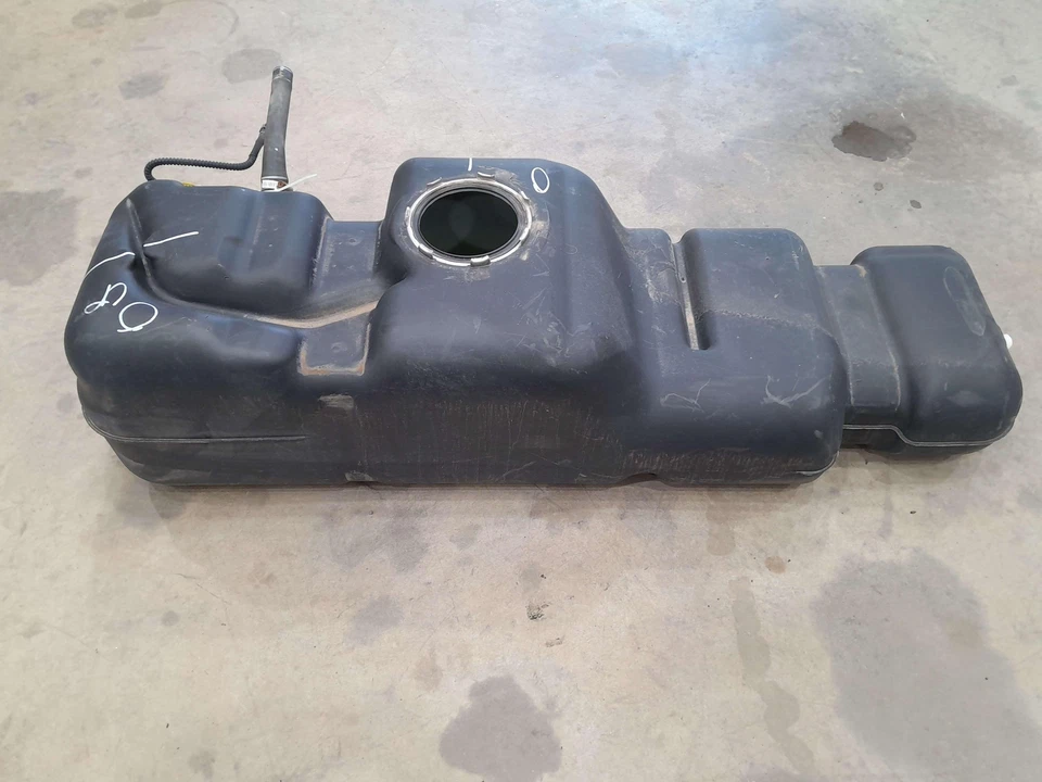 Nissan Armada Flex 2007-2015 tanque de combustible tanque de combustible conjunto OEM 17202ZH000 Foto 3 de 4