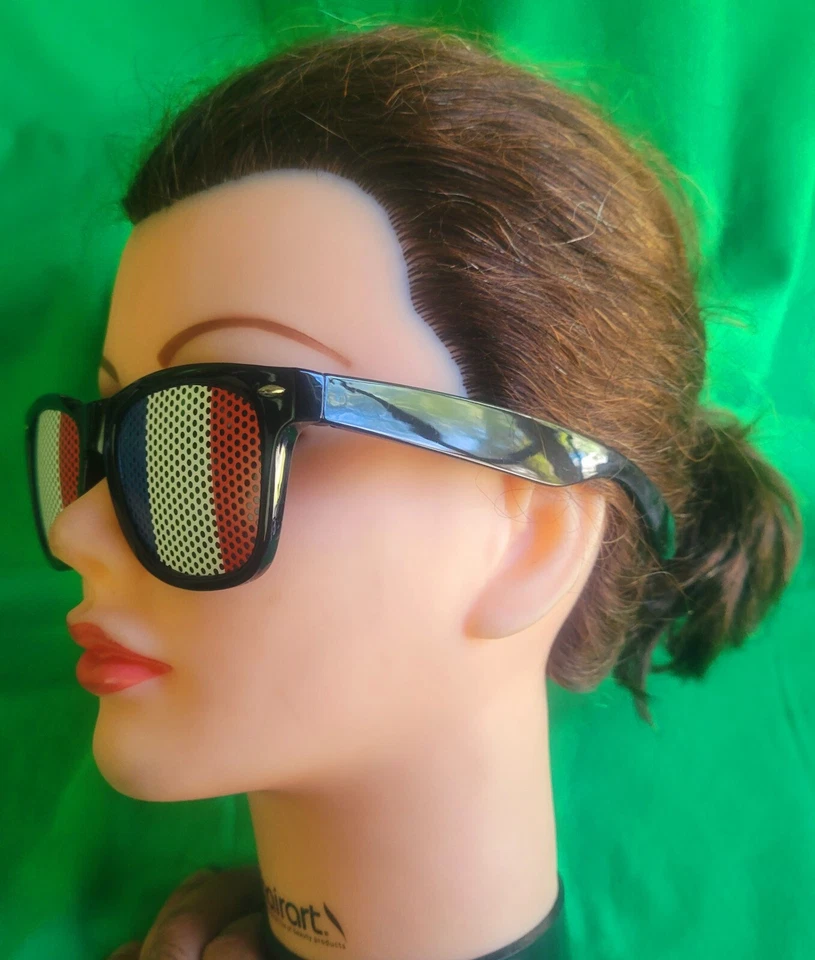 GAFAS DE SOL FRANCIA FAN DEL FÚTBOL NUEVAS Foto 2 de 4