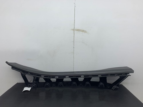 BMW i8 2017 Front Right Molding Black Photo - $50
