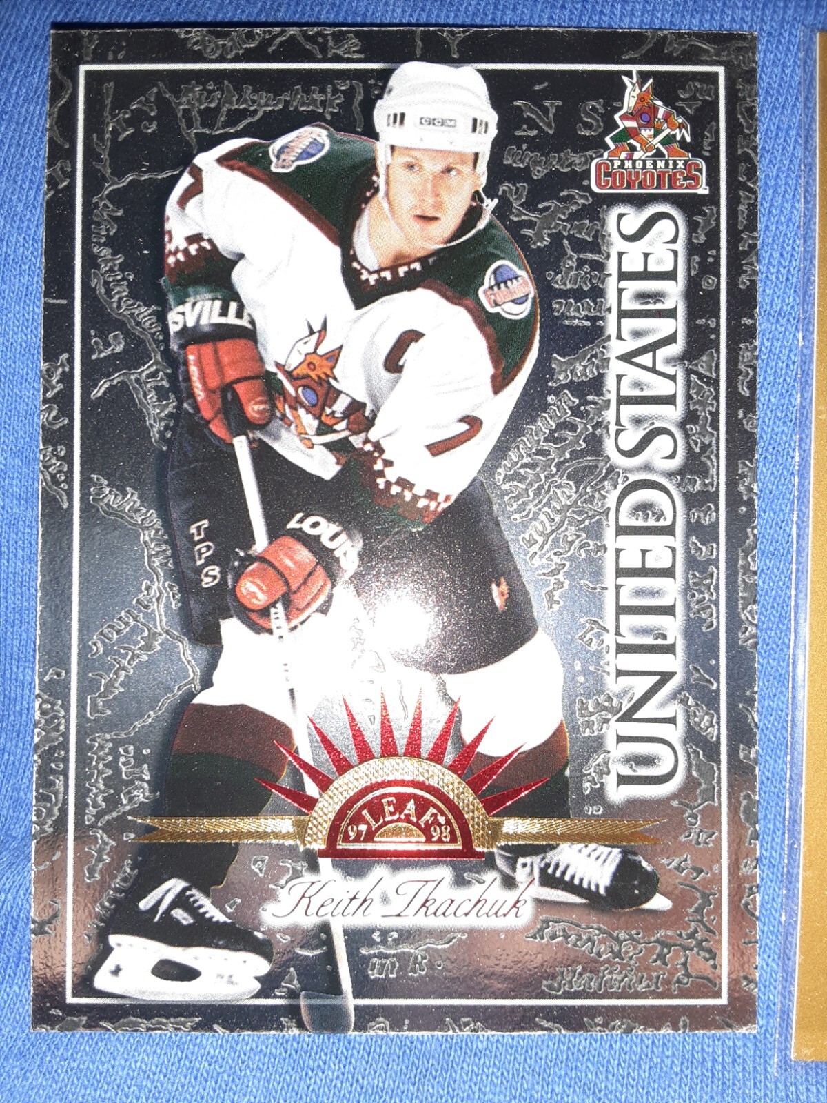 1997-98 Leaf Hockey #73 Keith Tkachuk Coyotes FOIL INSERT RARE  United States