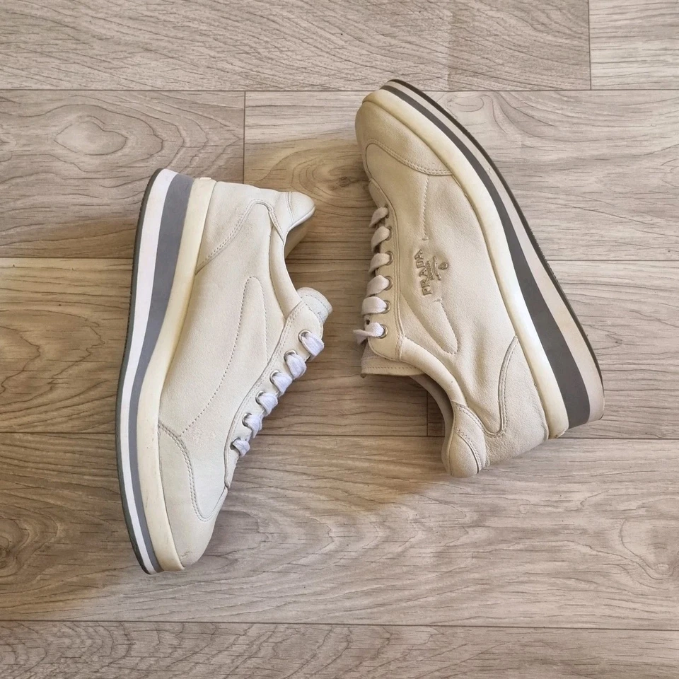 Prada Milano Zapatos Para Mujer Blanco Gamuza Cuero Tenis Zapatos con Cordones Talla 7 EE. UU. Foto 2 de 4