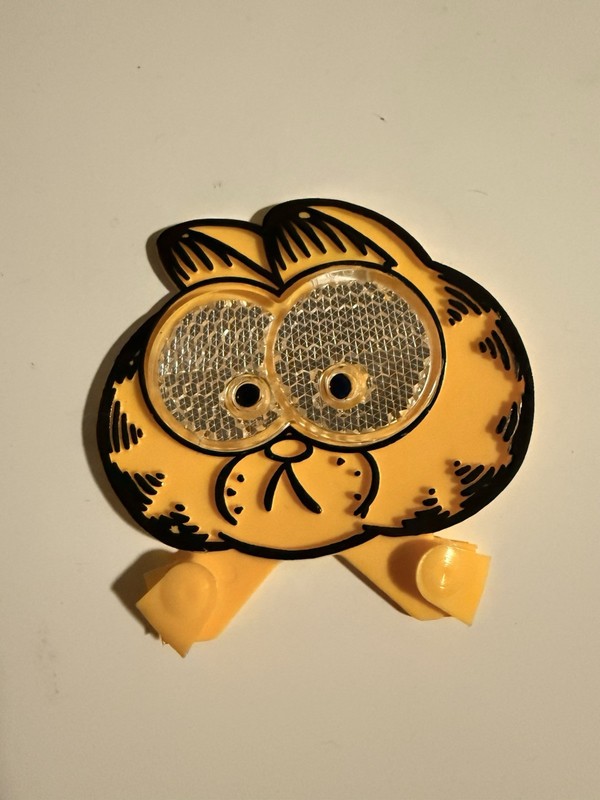 GARFIELD Bicycle Reflector  YELLOW Vintage 1978