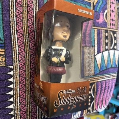 RARE 2005 ACCOUTREMENTS WILLIAM SHAKESPEAR NODDER BOBBLE HEAD FIGURE NEW IN BOX