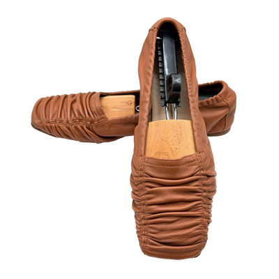 HEREU Rugada Chestnut Lambskin Ballet Flats Size 40 US 9.5 Ruched Pleated GUC