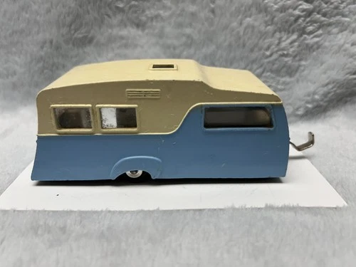 Vintage Dinky Toys FOUR-BERTH CARAVAN Camper Trailer No. 188 - 2 Tone Blue/White