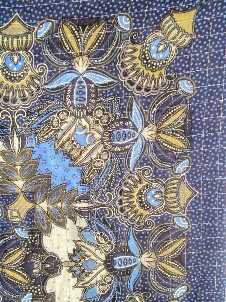 VALENTINO 蓝色棉质抽象印花女式围巾 47 英寸/47 英寸 EX CON — 第 3/4 张图片