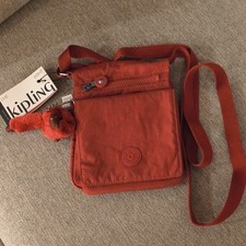 Kipling Eldorado Crossbody Bag in grape tint....