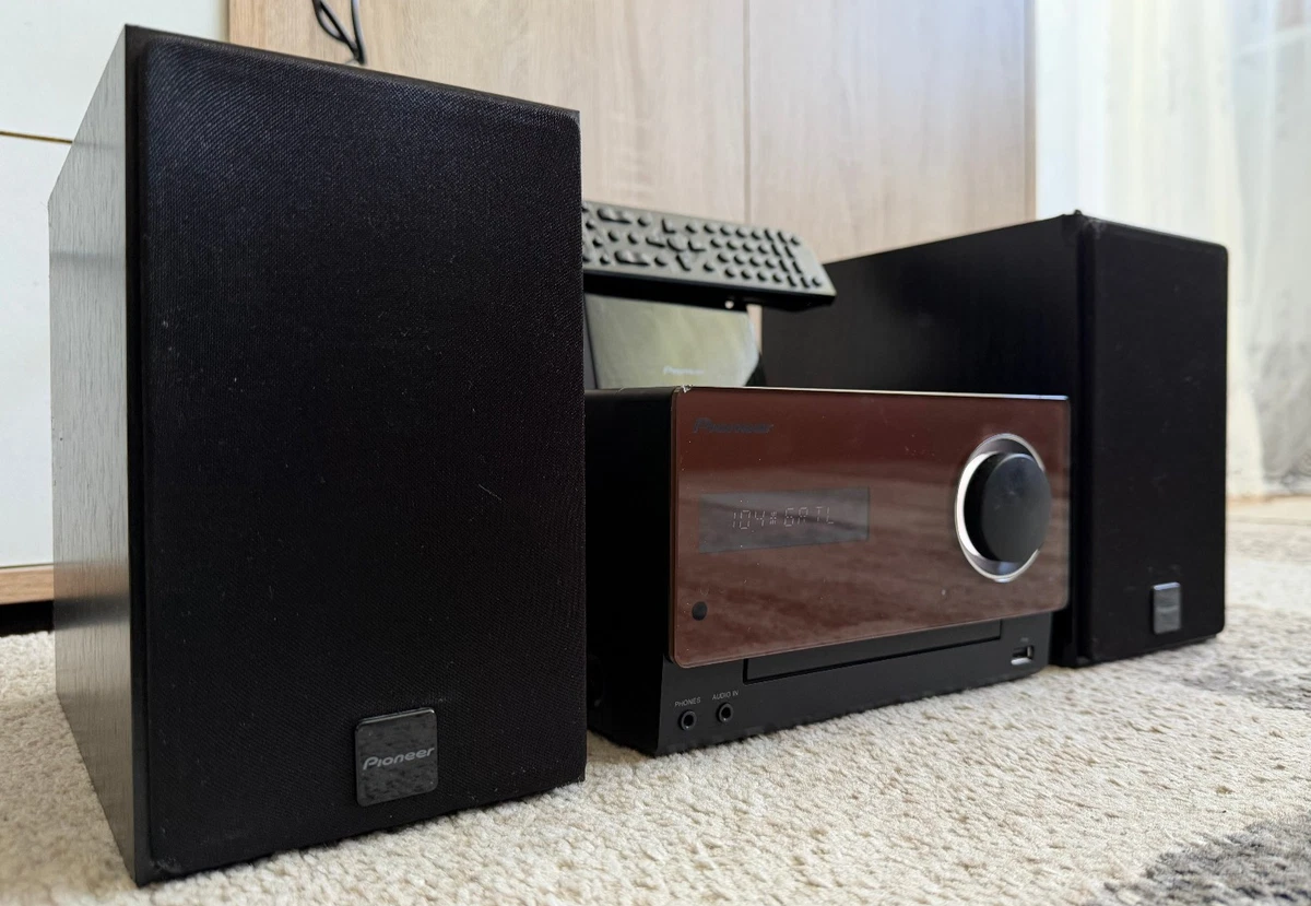 Pioneer X-CM31-T Mini CD Receiver iPod Dock, FM/AM, AUX, USB + Fernbedienung