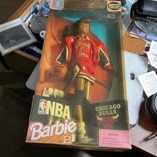 NIB 1998 Barbie African American Licensed NBA Chicago Bulls Mattel 20693 NRFB