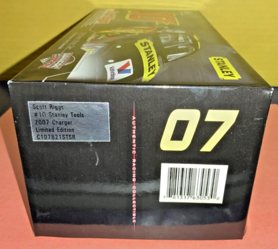 Dodge Charger #10 2007 Motorsport Authentics Stanley Tools Scott Riggs con caja Foto 4 de 4