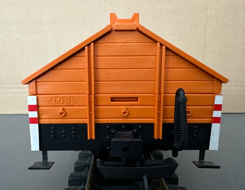 LGB 4011 G Gauge Gondola wagon with ballast bins orange - Picture 10 of 20