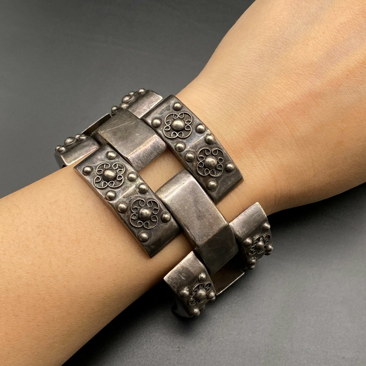 アクセサリー Mexican silver bracelet vintage Taxco Hector Aguilar Aztec Panel Bracelet | Vintage Sterling