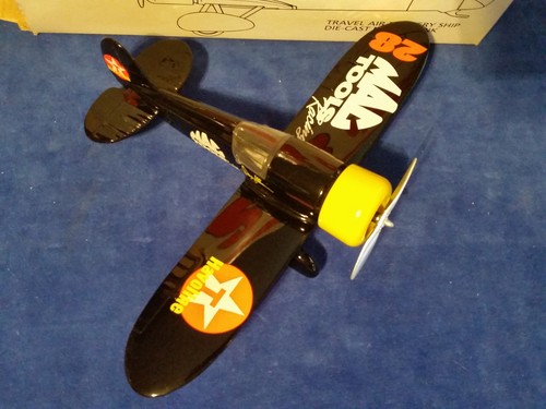 #28 DAVEY ALLISON MAC TOOLS TRAVEL AIR MYSTERY SHIP AIRPLANE BANK SCALA 1/32 - Foto 2 di 2