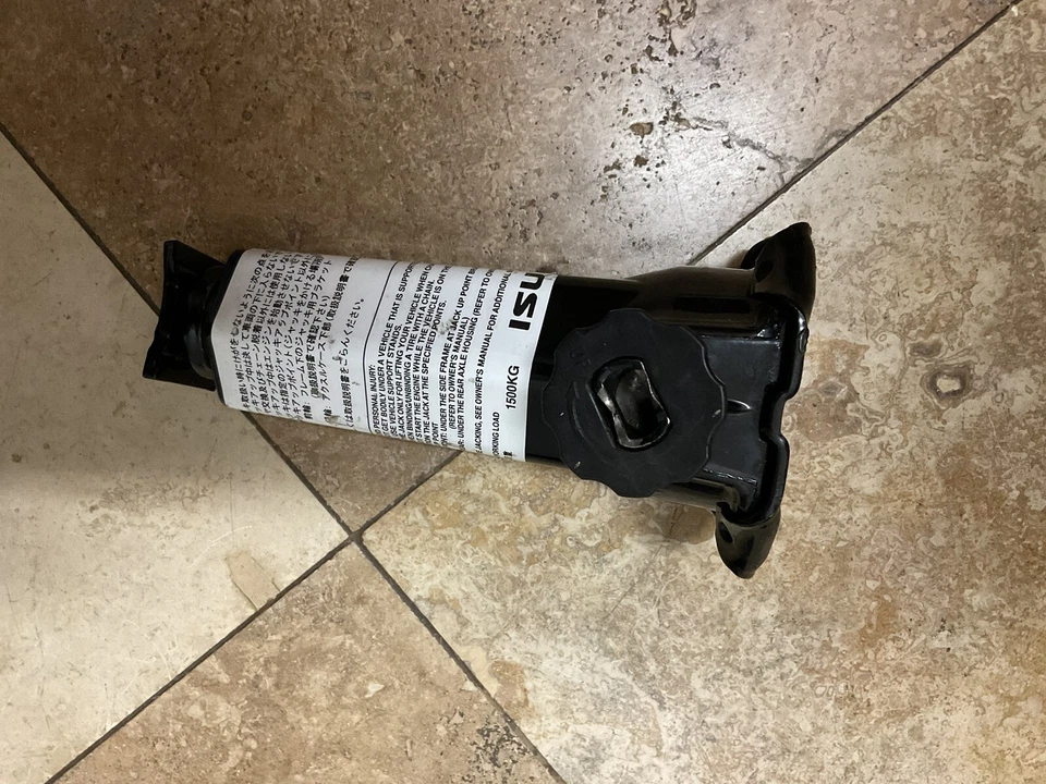 Isuzu Rodeo 1996-2005 gato de neumático OEM Foto 2 de 4