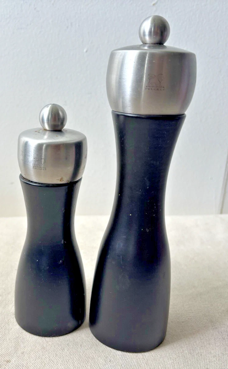 Peugeot France Salt & Pepper Mill Set Black Wooden 6.5" & 8.5" GUC