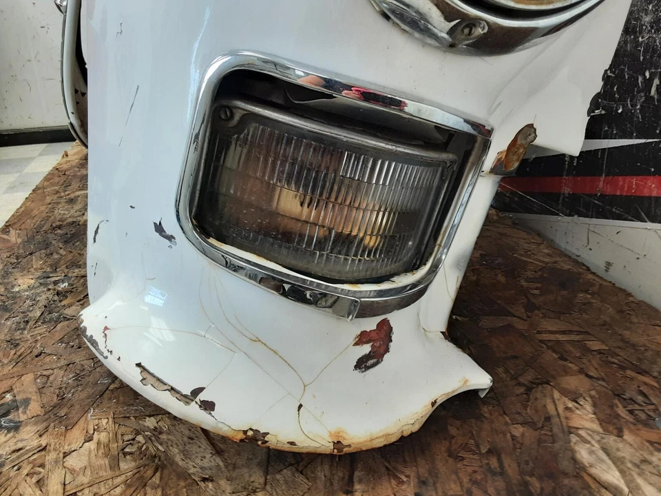 Cadillac Serie 62 1948 dañado sedán de 4 puertas OEM guardabarros delantero pasajero derecho Foto 2 de 4