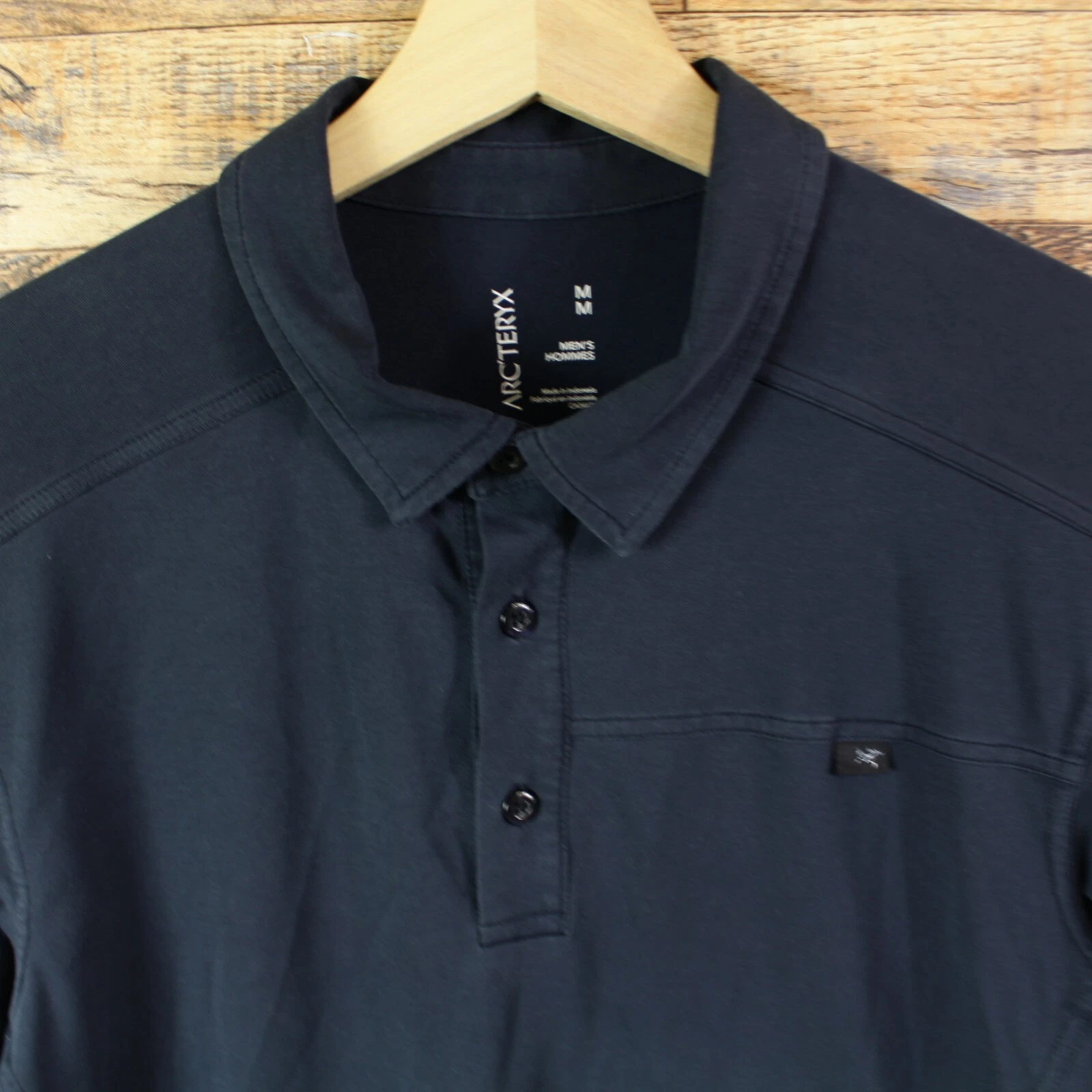 arcteryx captive polo short sleeve golf stretch logo shirt