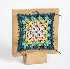 Small Granny Square Blocking Board 6x6 Wood Peg Crochet Knitting Tool
