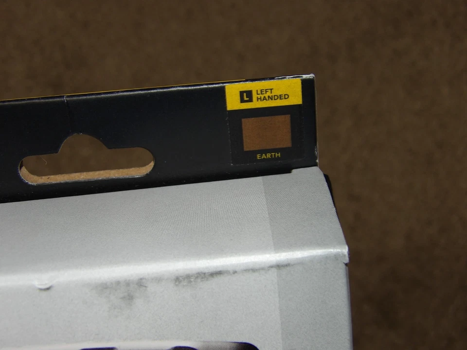 NEW LEFT Handed Mathews Low Pro series Detachable 5 Arrow Quiver- Earth LowPro - Image 2 of 4