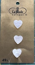 3 Vintage La Mode White Heart Buttons MOP 3 o...