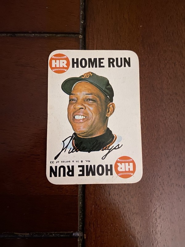 1968 Topps Baseball Game Card Willie Mays San Francisco Giants HOFer #8 NRMT